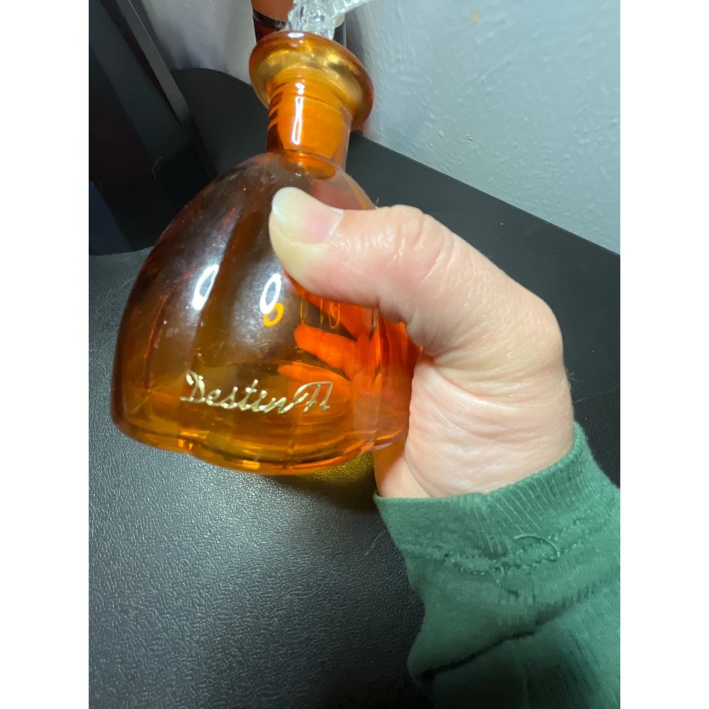 Amber Glass Perfume Bottle with Clear Starfish Stopper Scalloped Base Decor - Picture 8 of 8